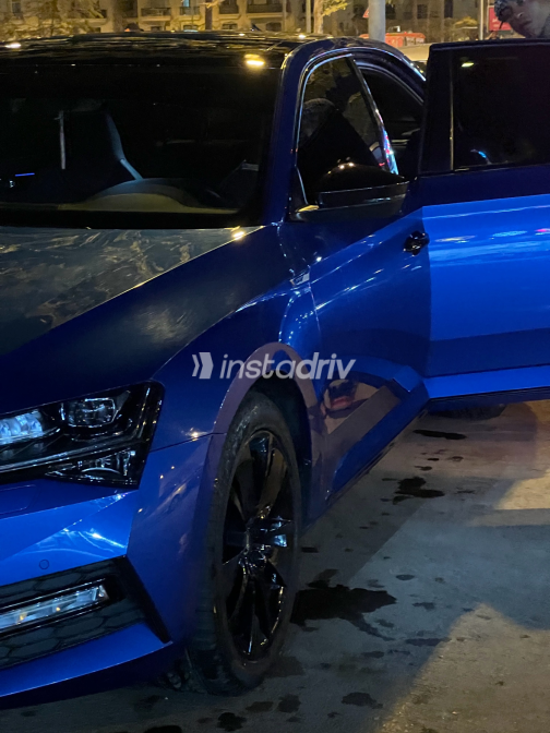 Skoda Superb 2021 Blue Automatic Used for Sale in Cairo - 5