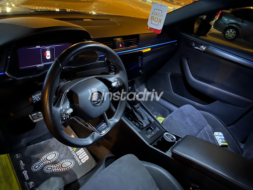 Skoda Superb 2021 Blue Automatic Used for Sale in Cairo - 6