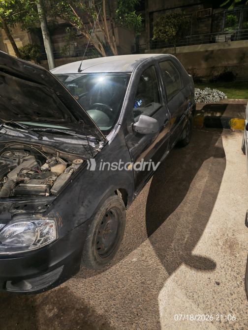 Renault Logan 2013 Dark Gray Manual Used for Sale in Giza - 3