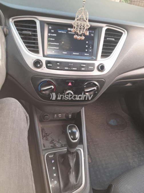 Hyundai Accent HCI 2020 Gray Automatic Used for Sale in Alexandria - 4
