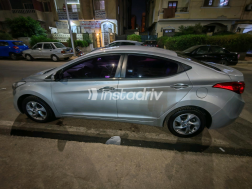 Hyundai Avante 2014 Silver Automatic Used for Sale in Cairo - 1