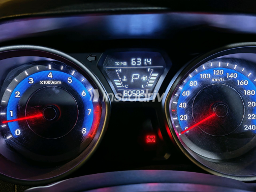 Hyundai Avante 2014 Silver Automatic Used for Sale in Cairo - 3