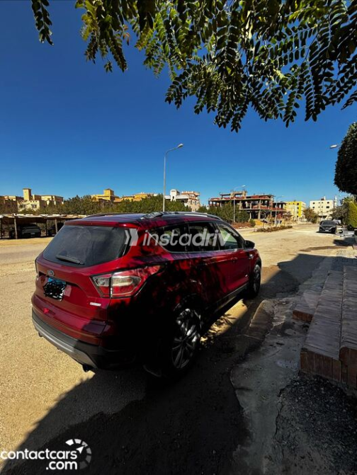 Ford Kuga 2017 Red Automatic Used for Sale in Giza - 4