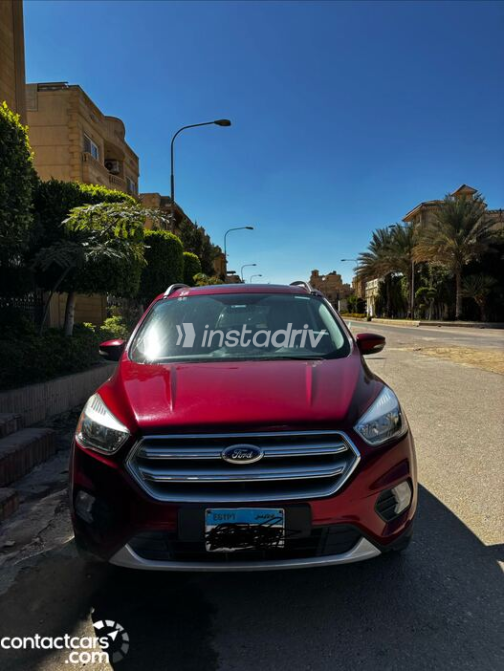 Ford Kuga 2017 Red Automatic Used for Sale in Giza - 8