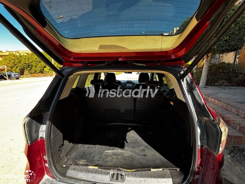 Ford Kuga 2017 Red Automatic Used for Sale in Giza - 9