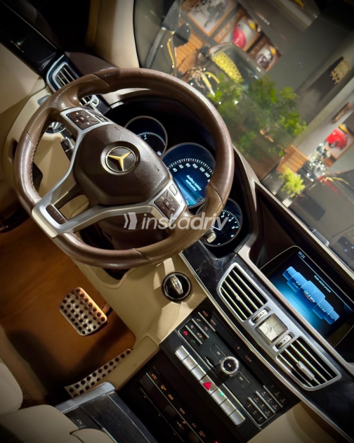 Mercedes E 200 2016 Brown Automatic Used for Sale in Giza - 4