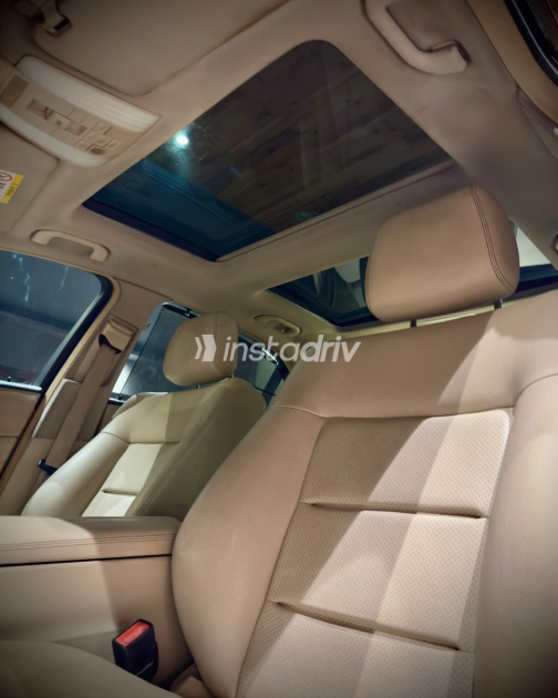 Mercedes E 200 2016 Brown Automatic Used for Sale in Giza - 6