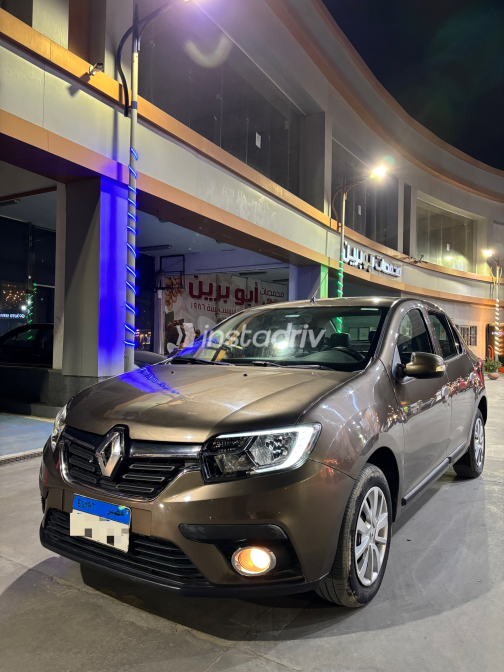 Renault Logan 2022 Brown Automatic Used for Sale in Nasr city - 2