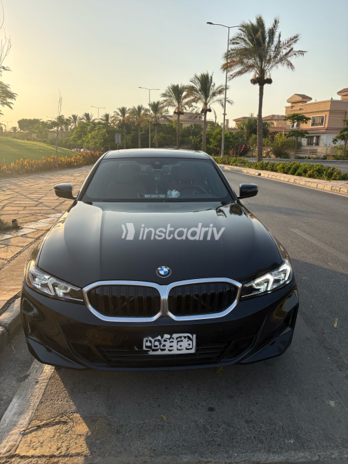 BMW 320 2025 Black Automatic Used for Sale in Cairo - 5