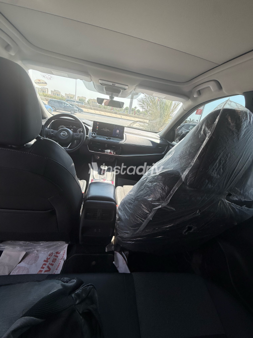 Nissan Qashqai 2025 White Automatic Used for Sale in Giza - 2