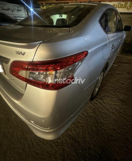 Nissan Sentra 2019 White Automatic Used for Sale in Greater Cairo ( Cairo + Giza) - 2