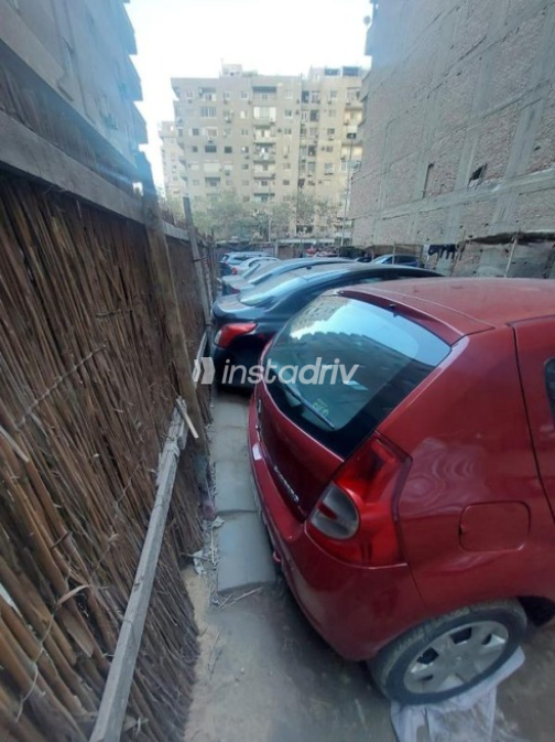رينو سانديرو 2013 أحمر أوتوماتيك مستعملة للبيع في القاهرة الكبرى ( القاهرة - الجيزة) - 10