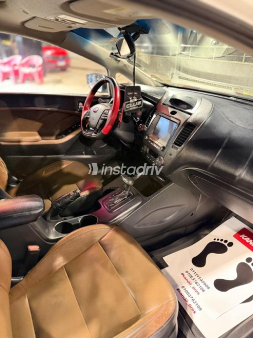 Kia K3 2014 White Automatic Used for Sale in Nasr city - 7