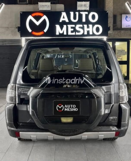 Mitsubishi Pajero 2015 Gray Automatic Used for Sale in Nasr city - 9