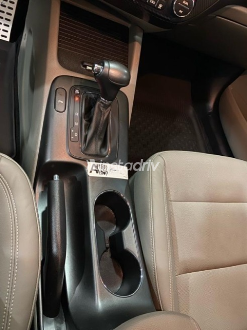 Kia Cerato 2015 Red Automatic Used for Sale in Mansoura - 8