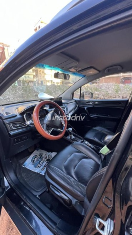 Jac JS3 2022 White Automatic Used for Sale in Greater Cairo ( Cairo + Giza) - 7