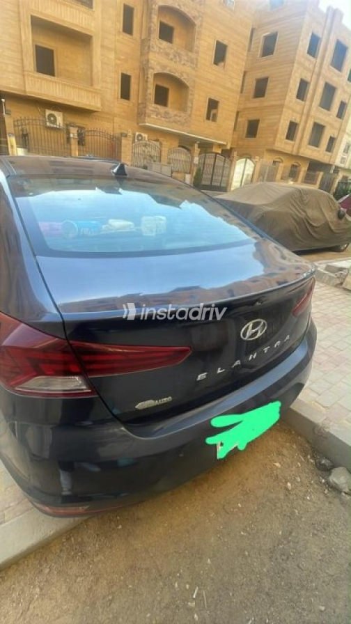 Hyundai Elantra AD 2020 White Automatic Used for Sale in Greater Cairo ( Cairo + Giza) - 6