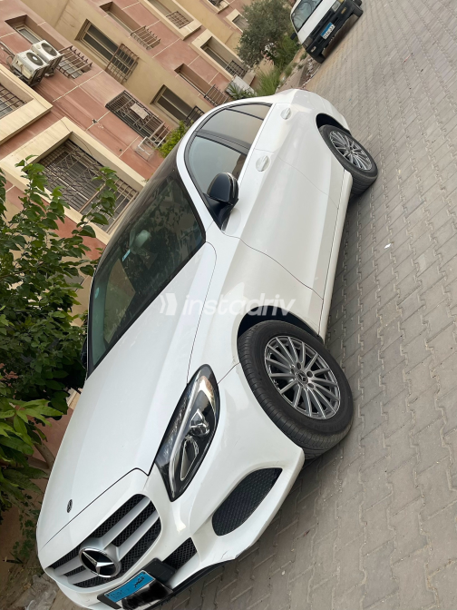Mercedes C 180 2018 White Automatic Used for Sale in Cairo - 5