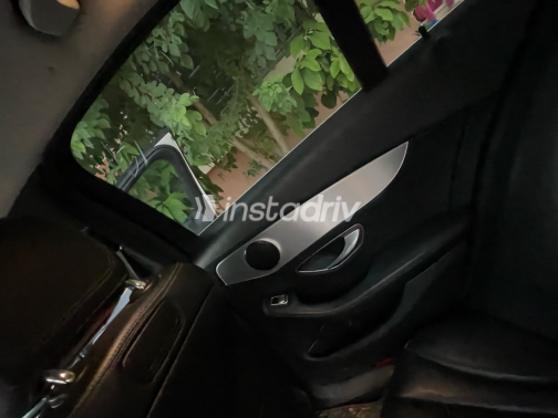 Mercedes C 180 2018 White Automatic Used for Sale in Cairo - 10