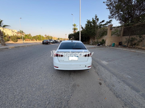 سكودا اوكتافيا 2021 أبيض أوتوماتيك مستعملة للبيع في الجيزة - 6