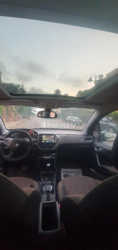 Peugeot 2008 2015 Black Automatic Used for Sale in Alexandria - 9
