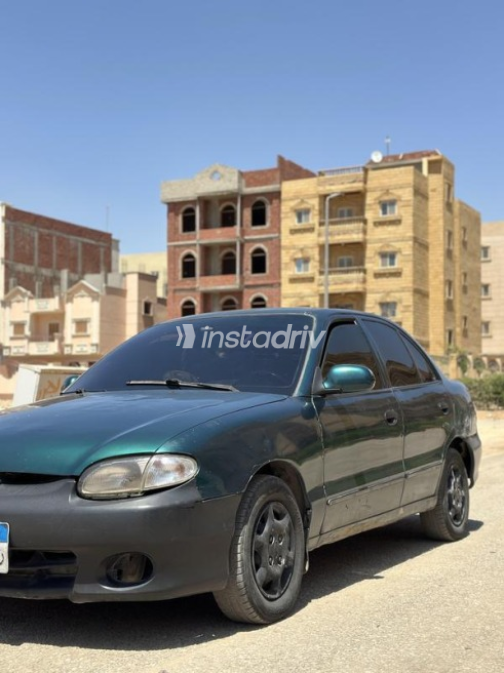 Hyundai Accent 1998 Dark Green Automatic Used for Sale in 10th of Ramadan - 8
