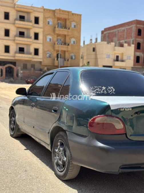 Hyundai Accent 1998 Dark Green Automatic Used for Sale in 10th of Ramadan - 9