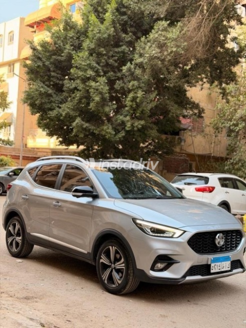 MG ZS 2023 Silver Automatic Used for Sale in Cairo - 1