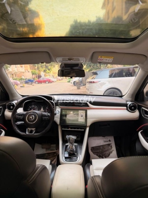 MG ZS 2023 Silver Automatic Used for Sale in Cairo - 9