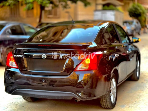 Nissan Sunny 2022 Black Automatic Used for Sale in Mohandessin - 7