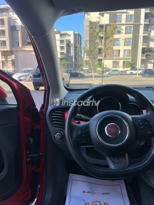 فيات 500 X 2017 أحمر أوتوماتيك مستعملة للبيع في الجيزة - 4