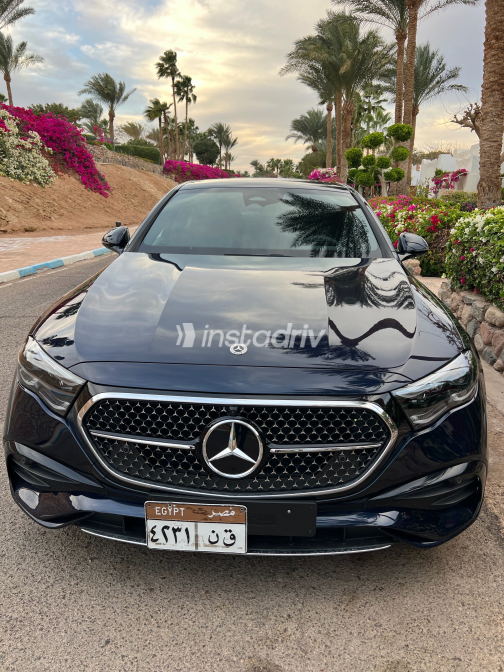 Mercedes E 200 2024 White Automatic Used for Sale in Greater Cairo ( Cairo + Giza) - 3