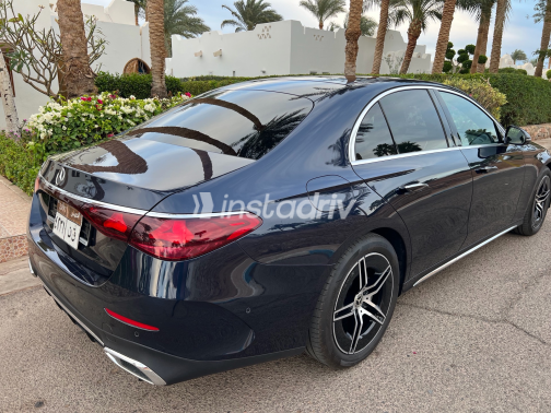 Mercedes E 200 2024 White Automatic Used for Sale in Greater Cairo ( Cairo + Giza) - 4