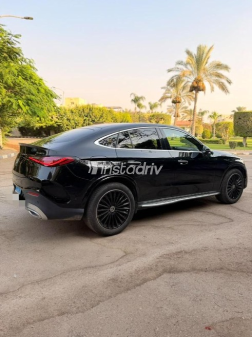 مرسيدس GLC 300 2024 أسود أوتوماتيك مستعملة للبيع في شيراتون - 7