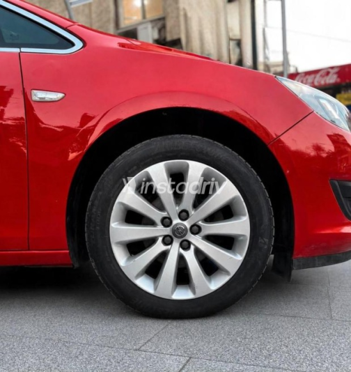 Opel Astra 2018 Red Automatic Used for Sale in Nasr city - 4
