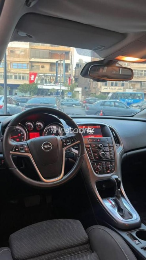 Opel Astra 2018 Red Automatic Used for Sale in Nasr city - 6