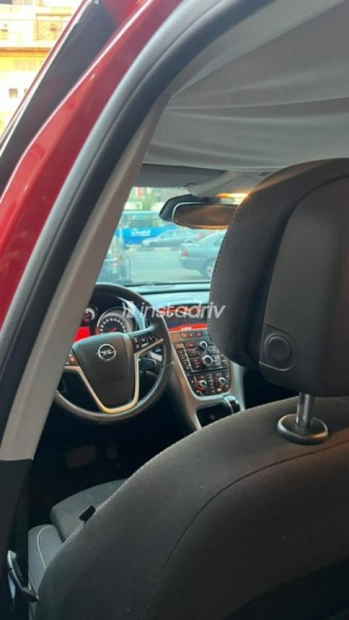 Opel Astra 2018 Red Automatic Used for Sale in Nasr city - 7