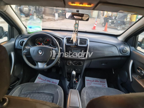 Renault Logan 2015 Black Automatic Used for Sale in 6 October - 6