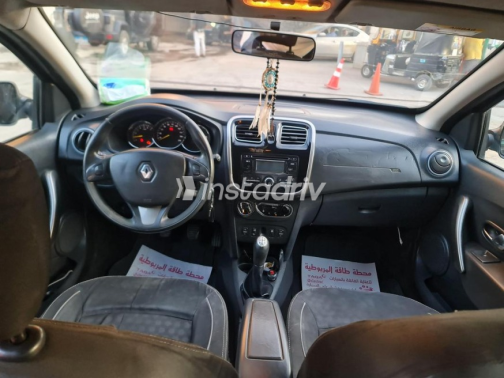 Renault Logan 2015 Black Automatic Used for Sale in 6 October - 7