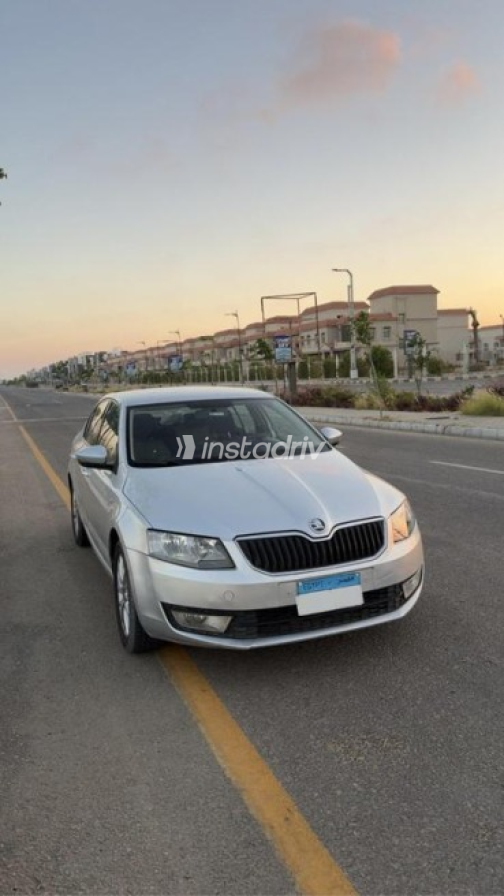 Skoda Octavia A7 2015 Silver Automatic Used for Sale in Belqas - 1