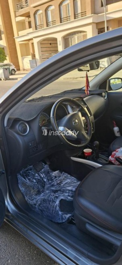 Nissan Sunny 2025 Bronze Automatic Used for Sale in El Haram - 3