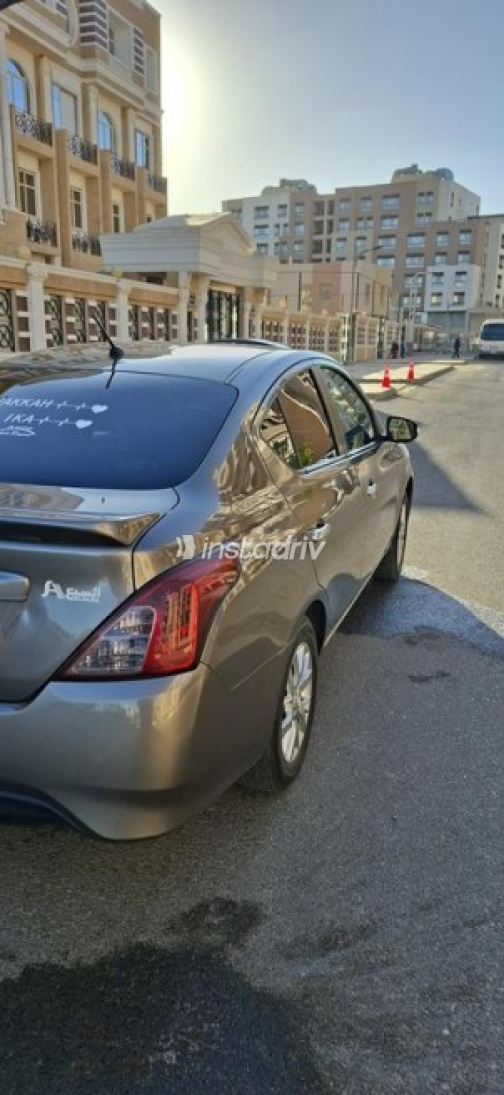 Nissan Sunny 2025 Bronze Automatic Used for Sale in El Haram - 5