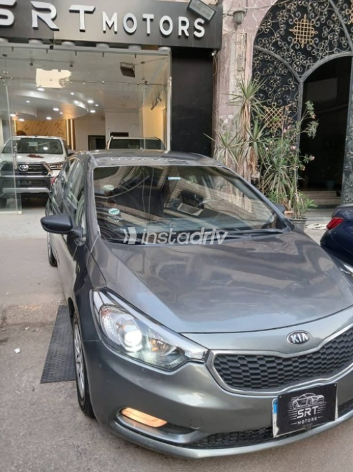 Kia K3 2016 Silver Automatic Used for Sale in Mohandessin - 3