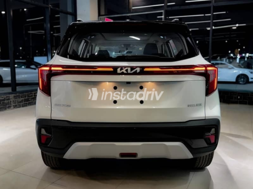 Kia Seltos 2025 White Automatic New for Sale in Nasr city - 3