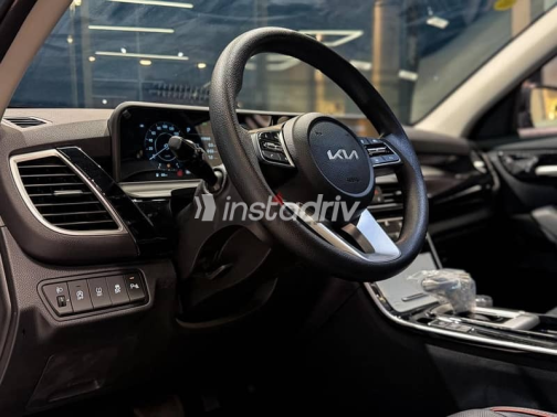 Kia Seltos 2025 White Automatic New for Sale in Nasr city - 6