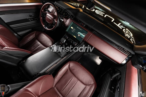 Land Rover Range Rover 2023 Black Automatic New for Sale in Cairo - 4
