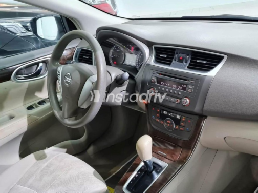Nissan Sentra 2017 Mocha Automatic Used for Sale in Greater Cairo ( Cairo + Giza) - 2