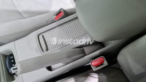 Nissan Sentra 2017 Mocha Automatic Used for Sale in Greater Cairo ( Cairo + Giza) - 9