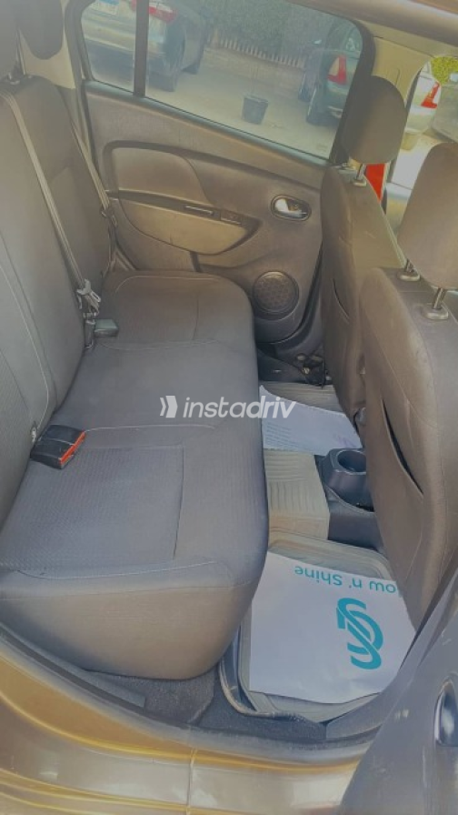 Renault Logan 2021 Brown Automatic Used for Sale in Cairo - 7