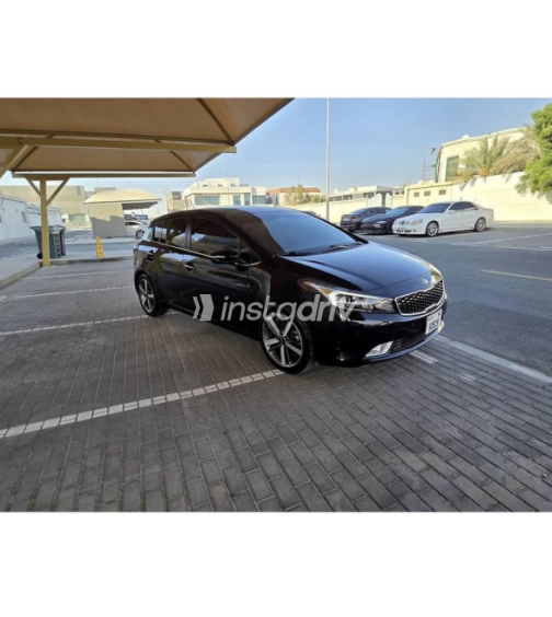 Kia Cerato 2017 Black Automatic Used for Sale in Greater Cairo ( Cairo + Giza) - 10